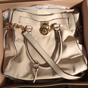 Cream Michael kors BAG!! PERFECT CONDITION!!